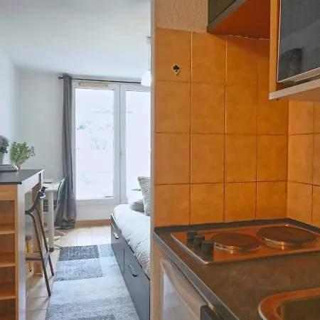 Appartement Arago Proche Gare Et Commodites, Grande Terrasse Grenoble
